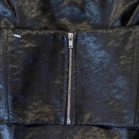 Black Sleeveless Bustier Crop Top - Picture 5 of 9